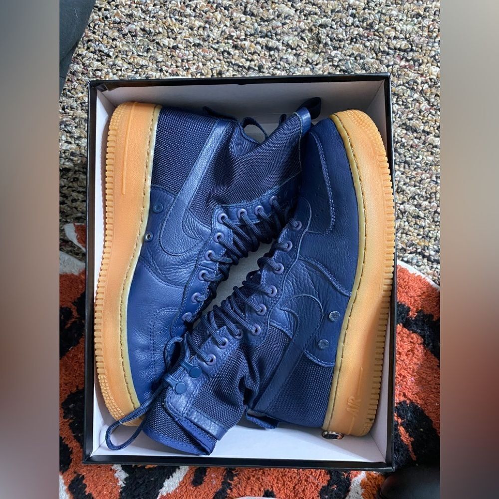 Nike SF Air Force 1 High Navy Gum 864024-400 Men's Size 9.5